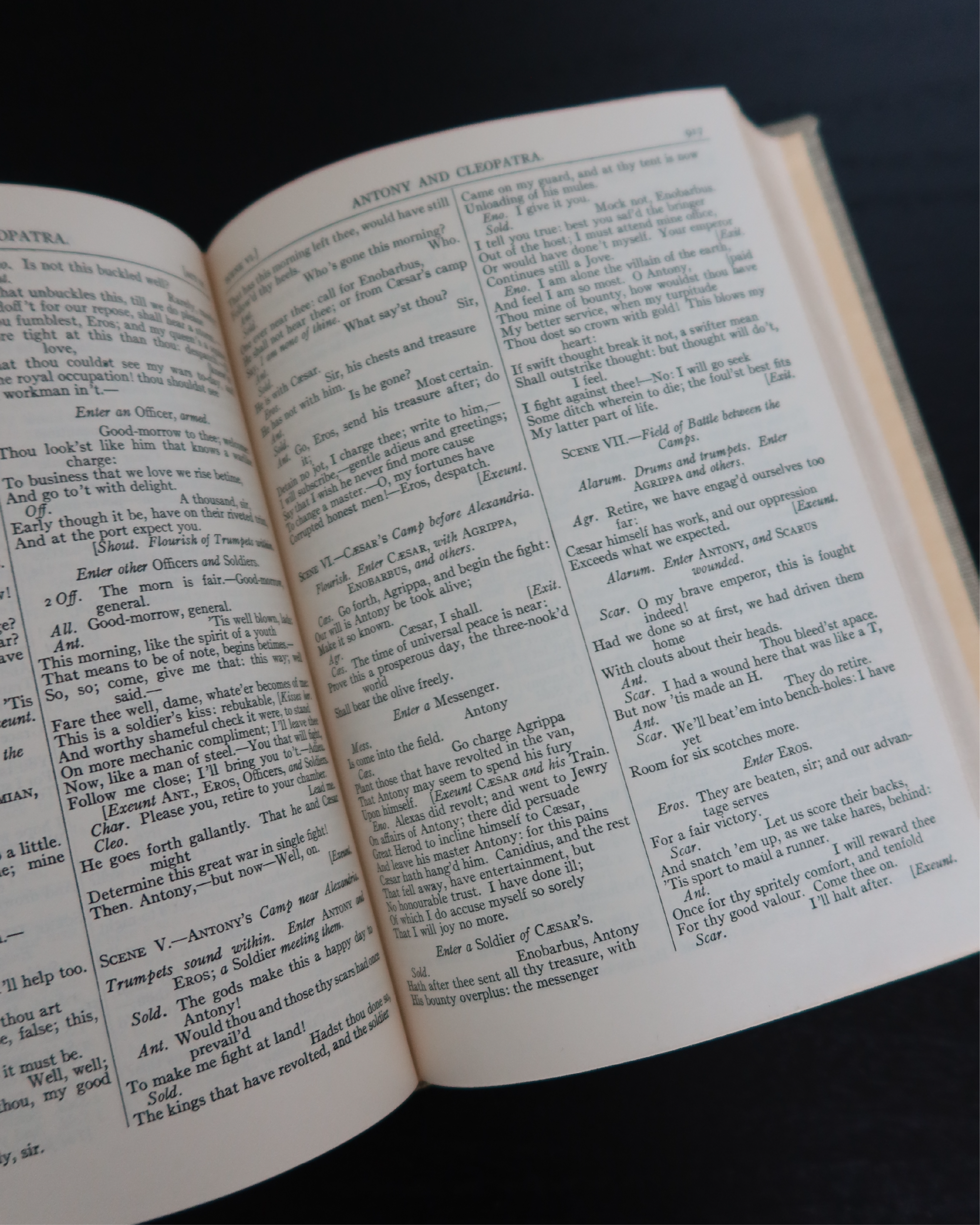 Complete Works of Shakespeare Book, Volume 3: Tragedies