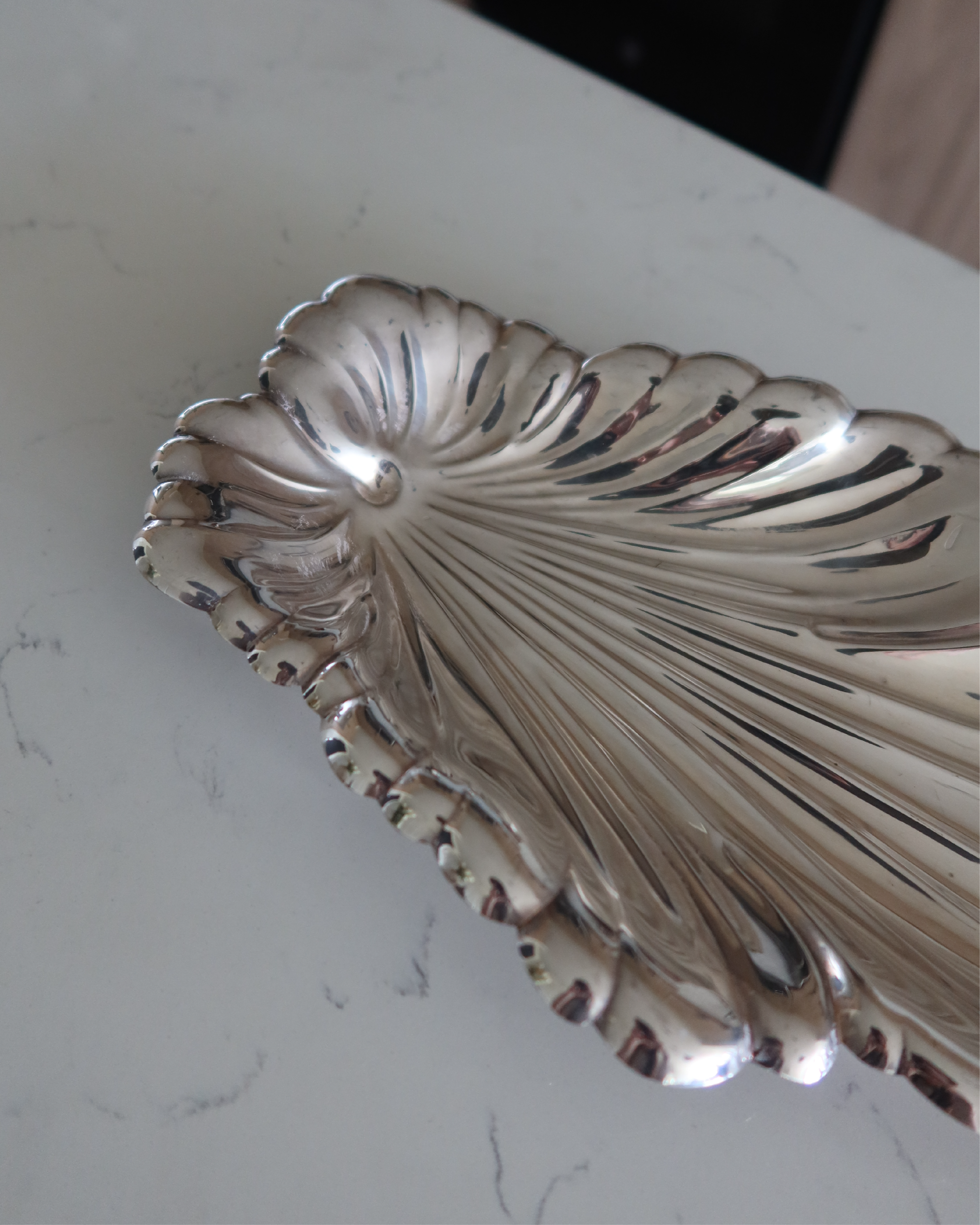 Oakley 12.25" Silver Leaf Tray