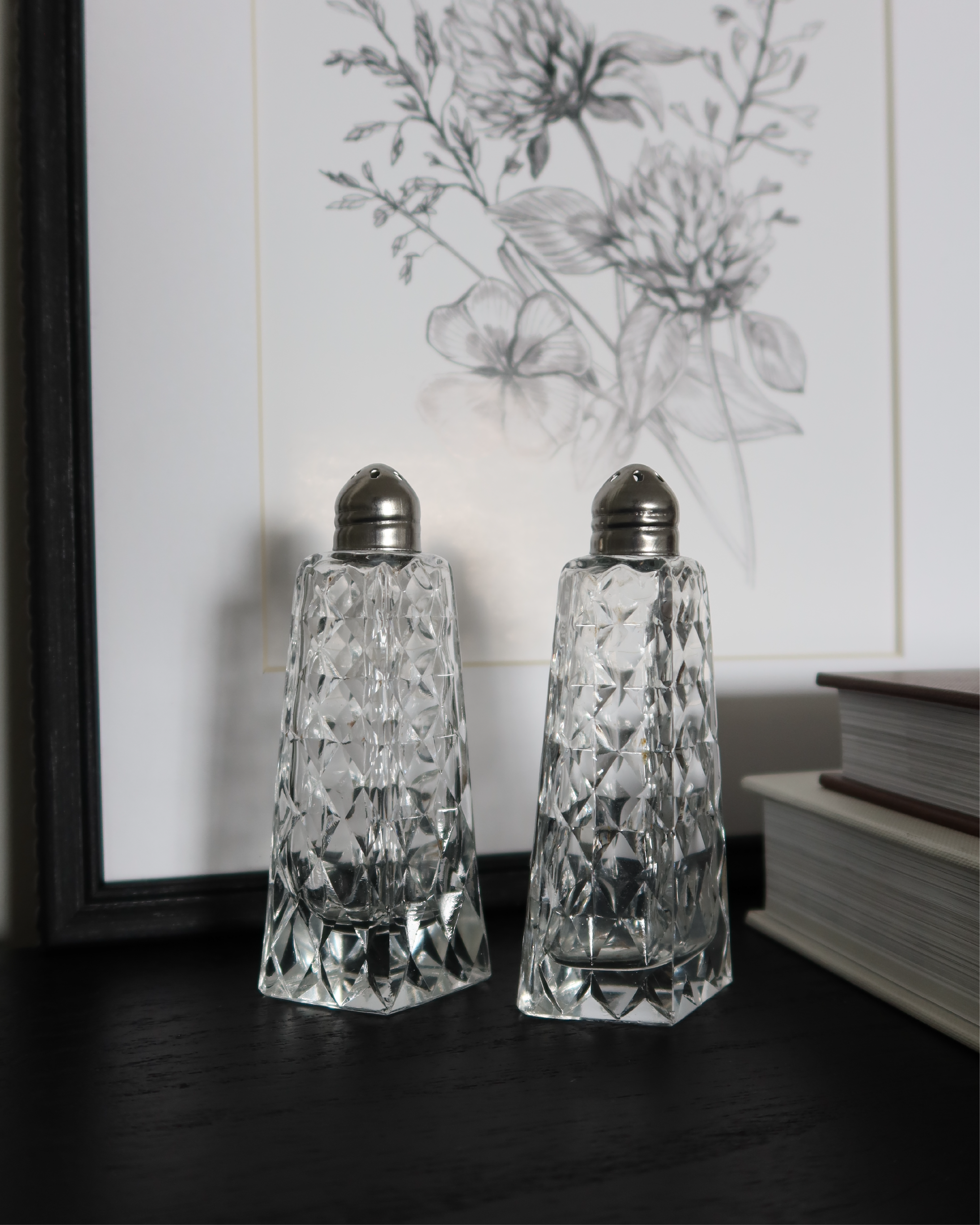 Cleo Crystal Salt & Pepper Shaker Set