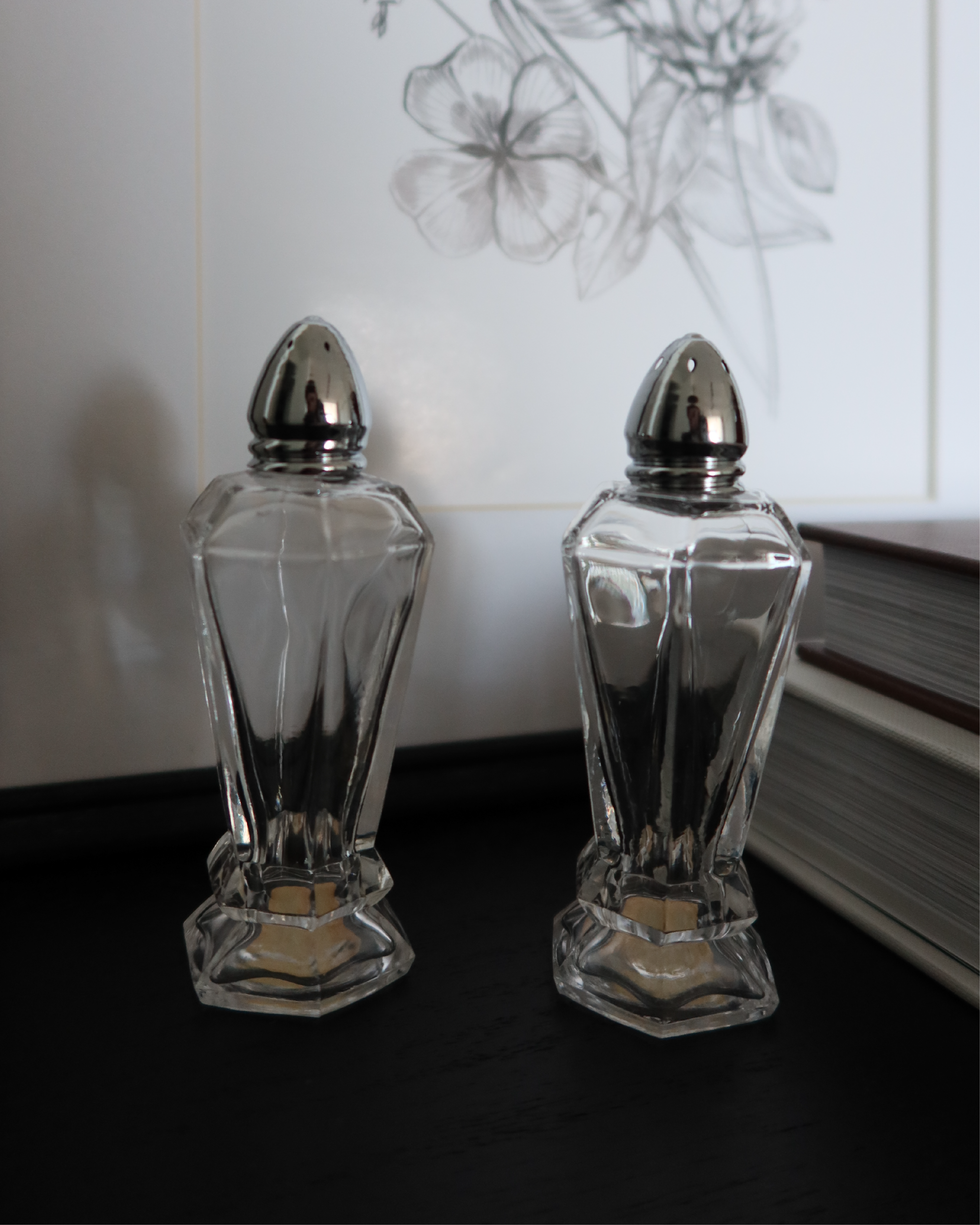 Iris Crystal Salt & Pepper Shaker Set