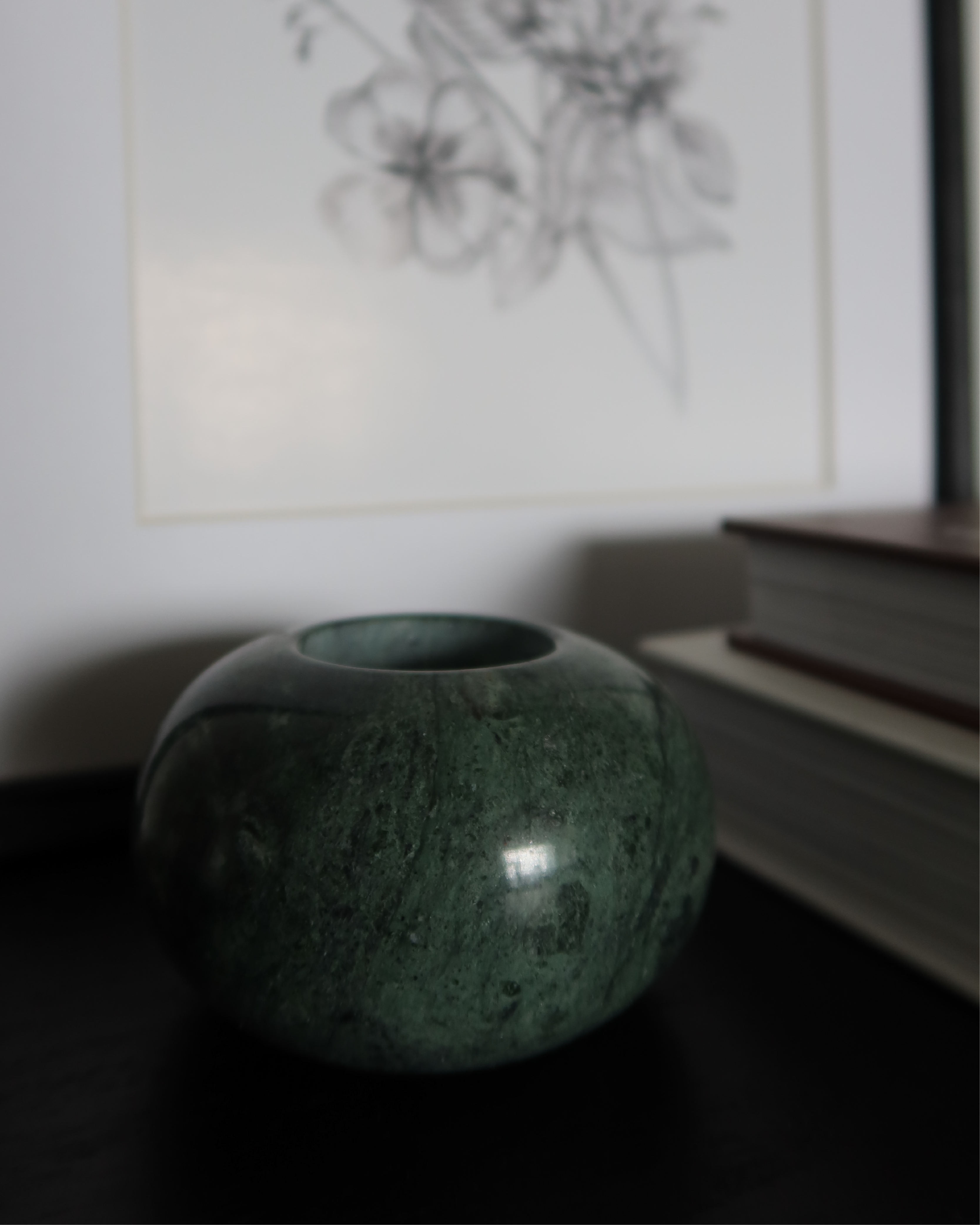 Therese Tealight Candle Holder