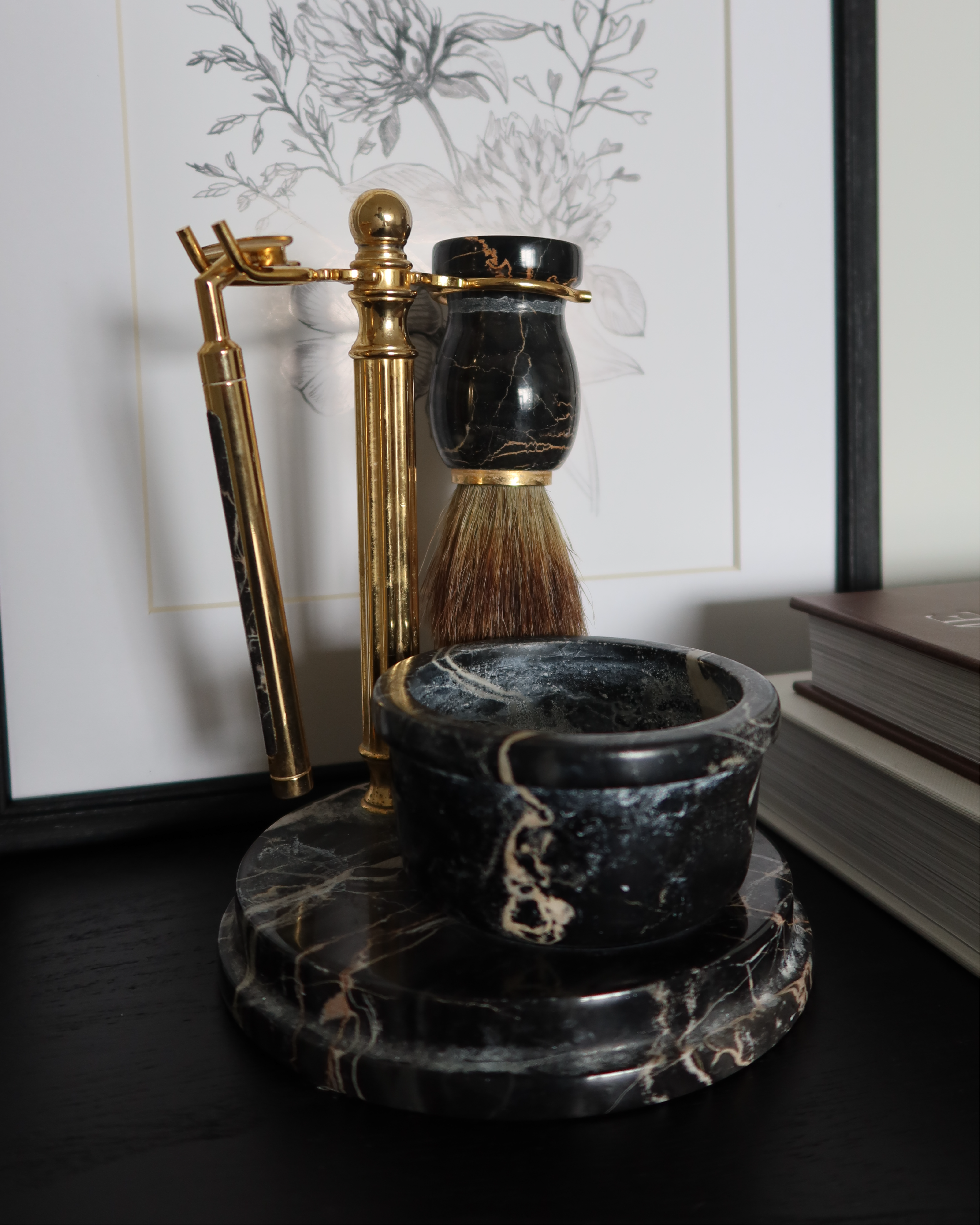 Vera Marble & Brass Shaving Set