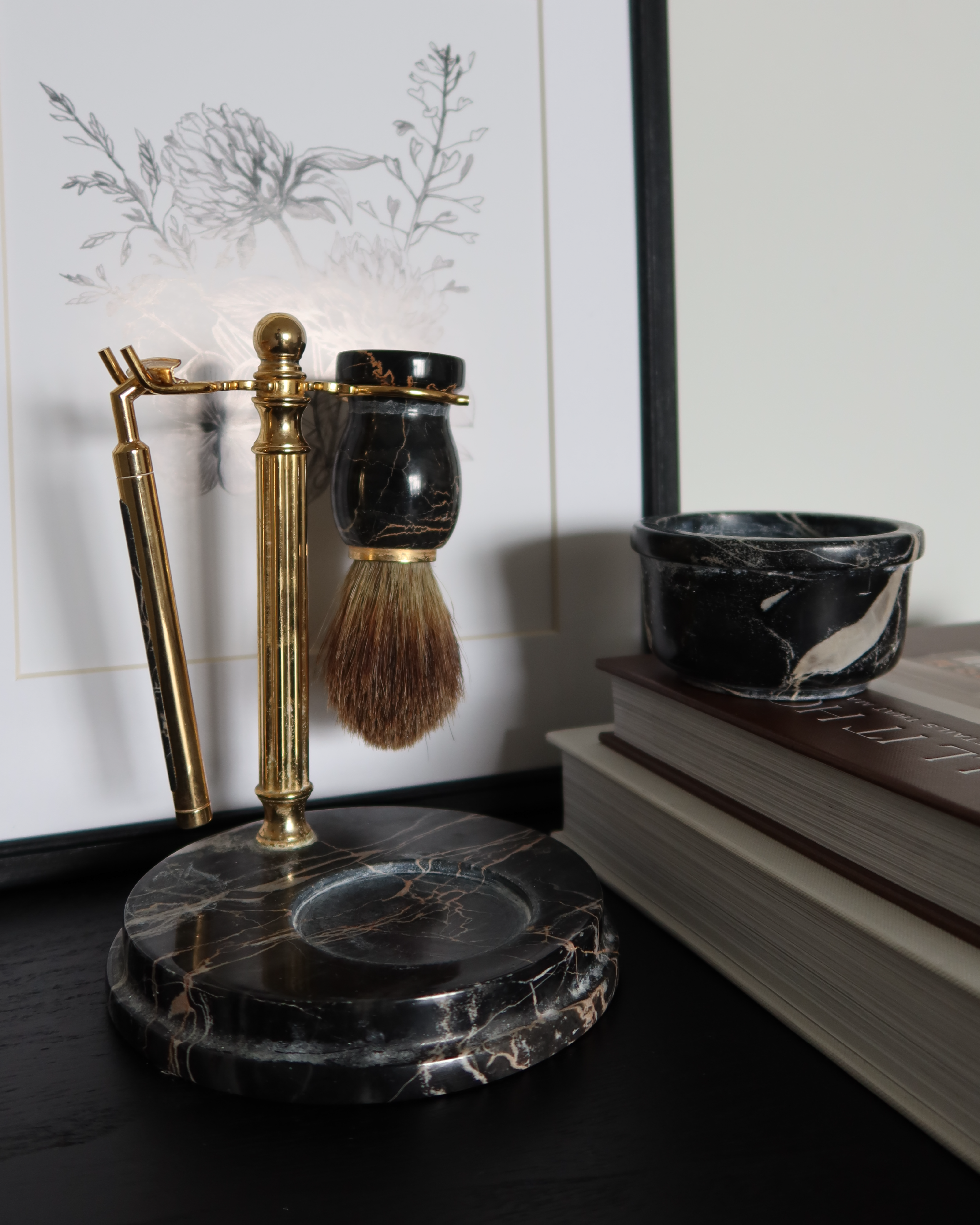 Vera Marble & Brass Shaving Set