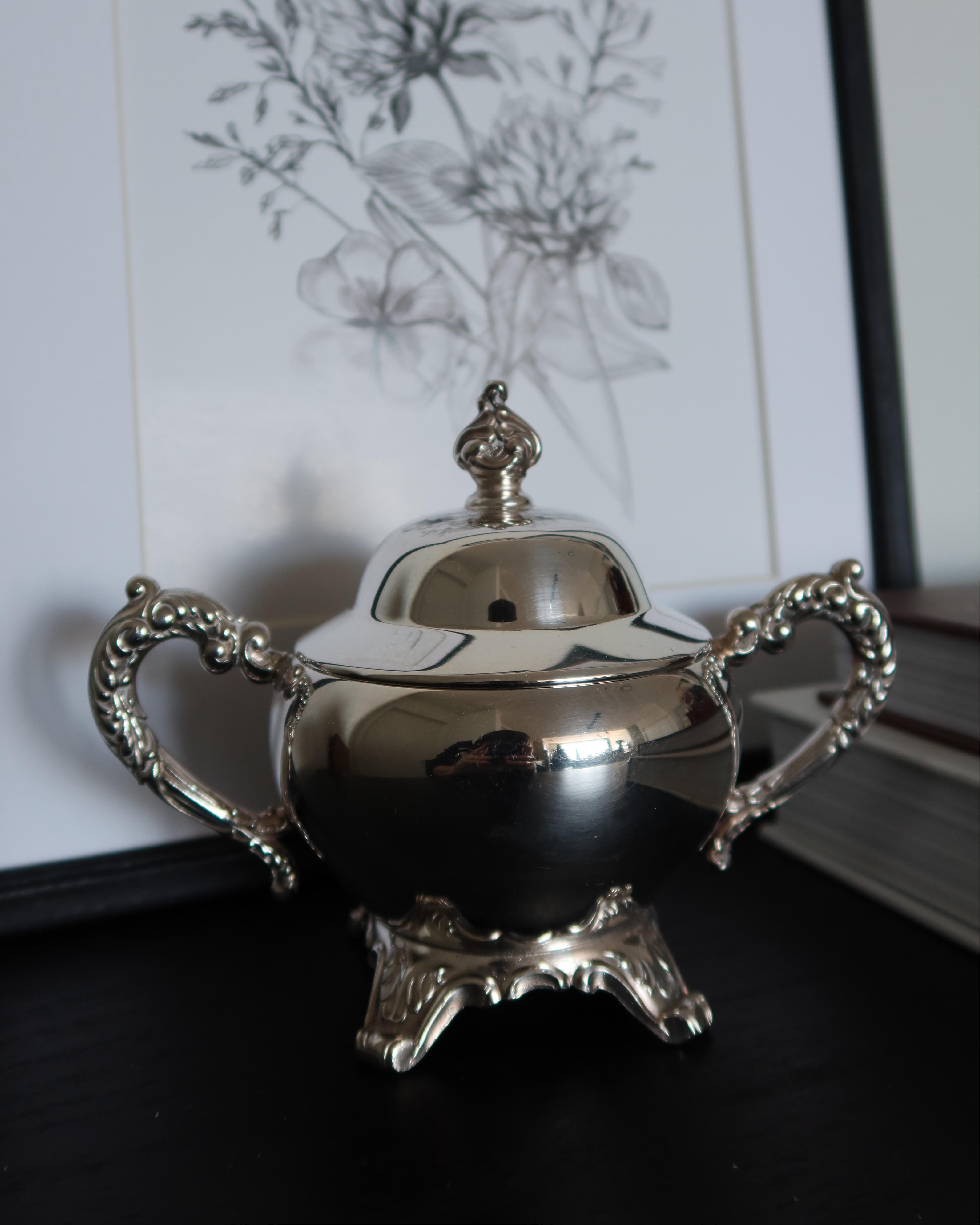 Ivana Sugar Bowl w/ Crystal Insert