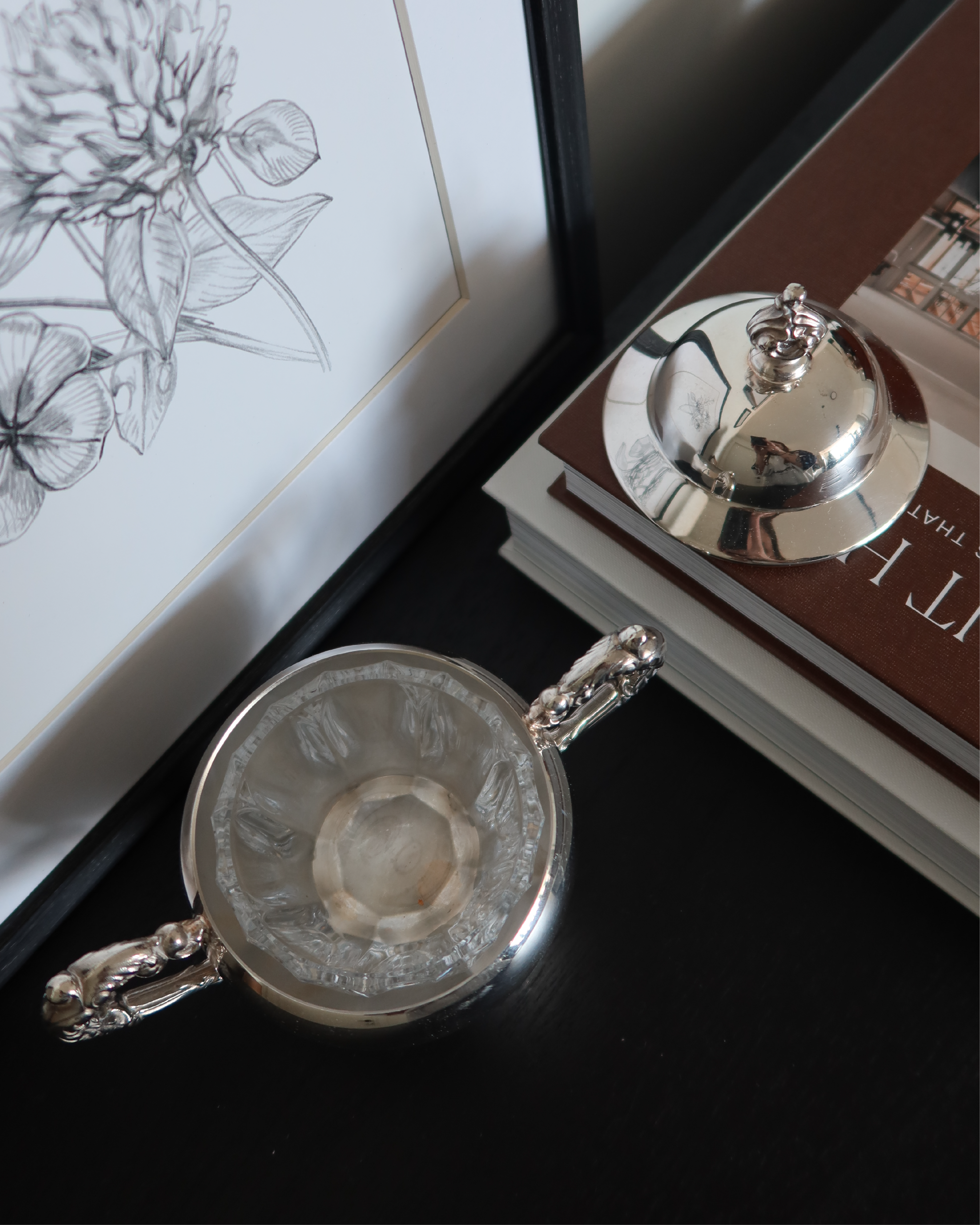 Ivana Sugar Bowl w/ Crystal Insert