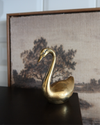 Sarrah 4" Brass Swan