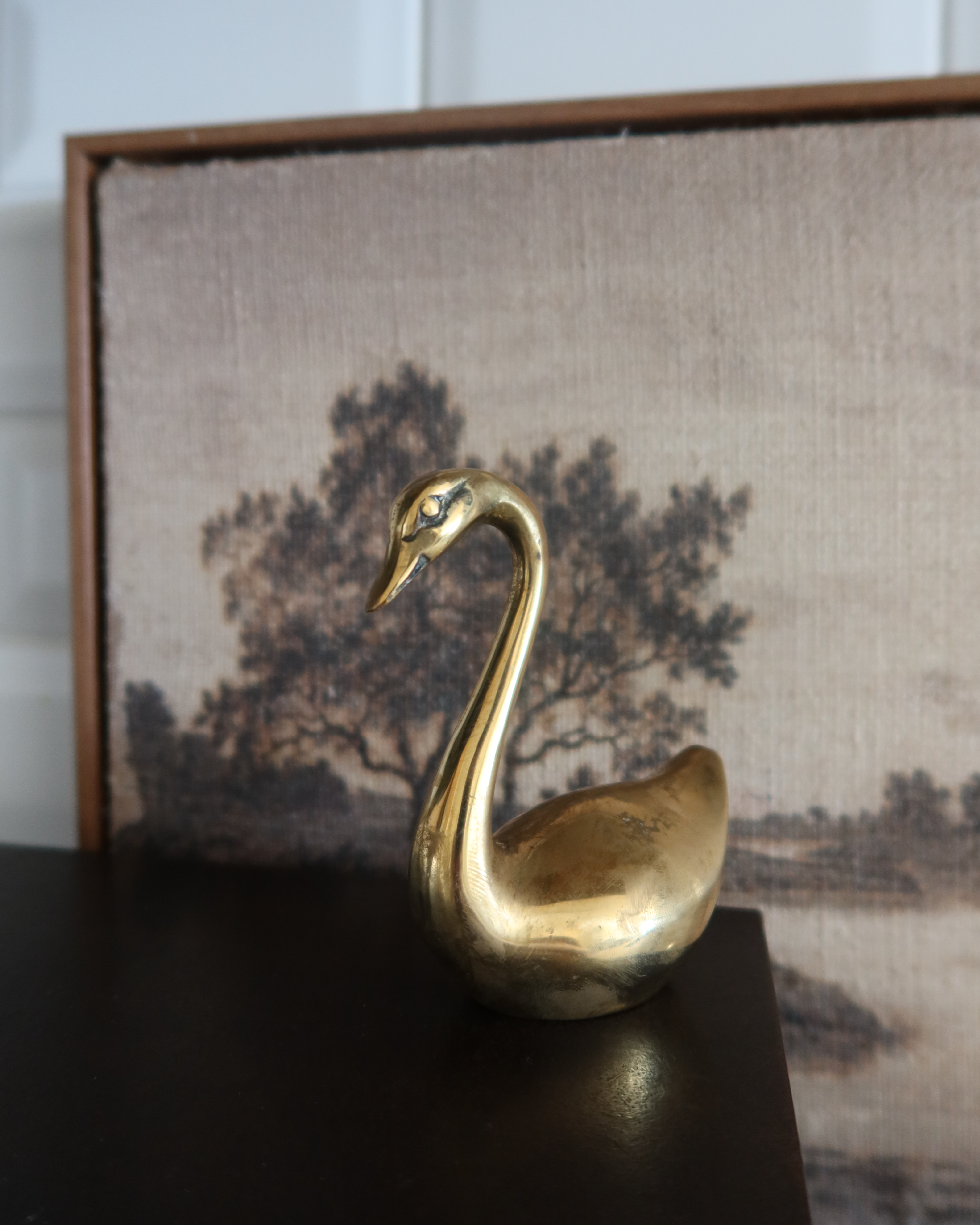 Sarrah 4" Brass Swan