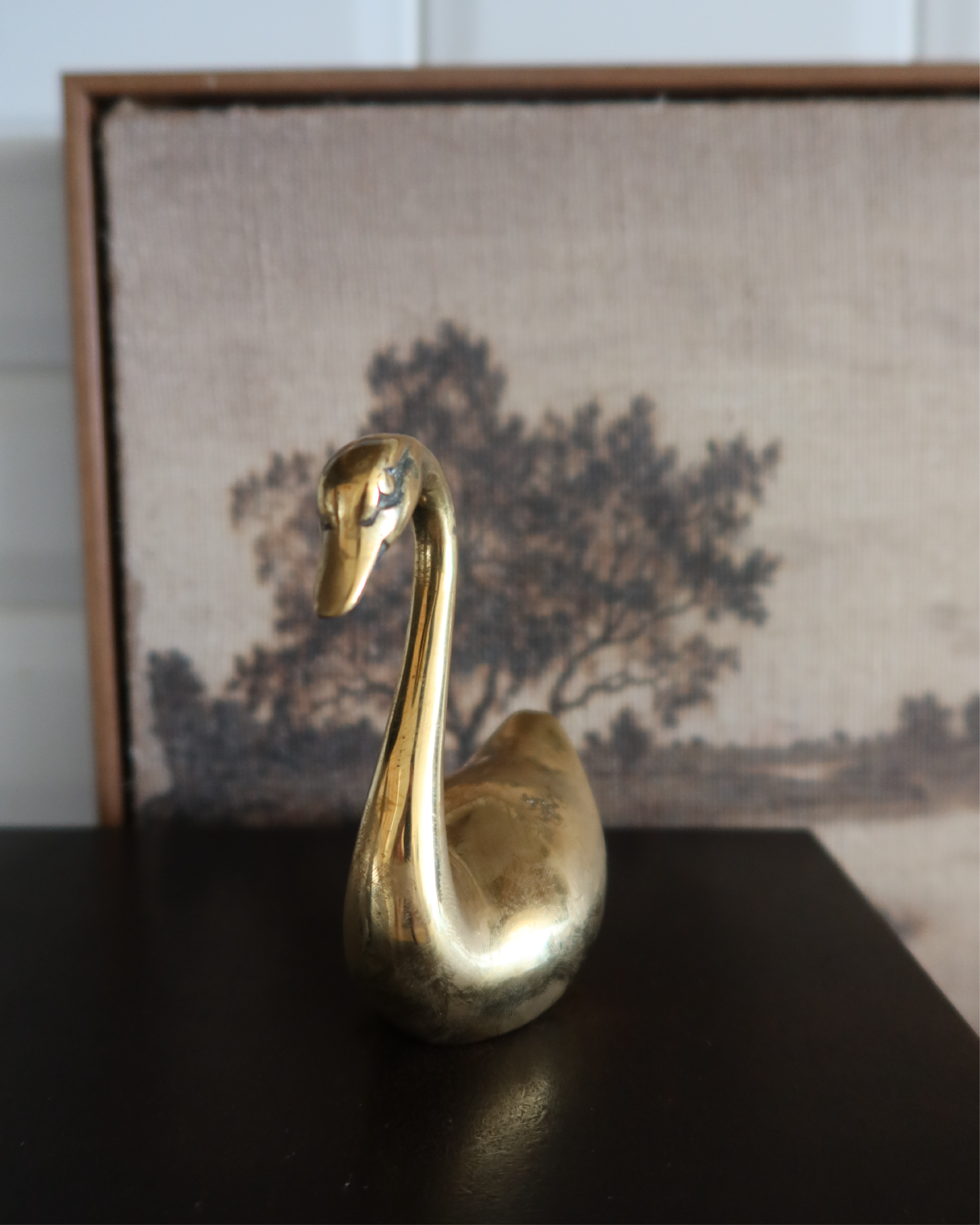 Sarrah 4" Brass Swan