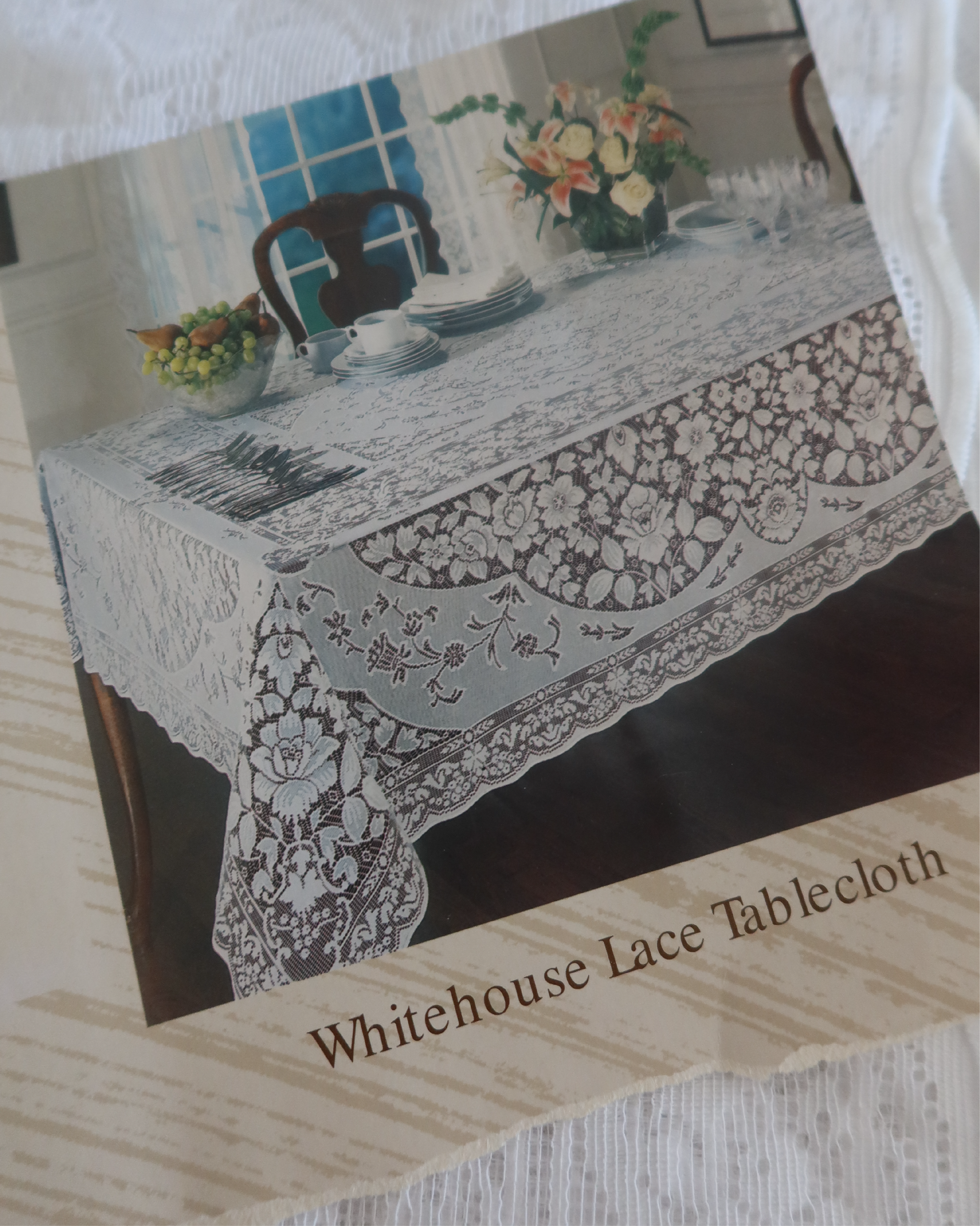 Paulette 70" x 90" Lace Tablecloth