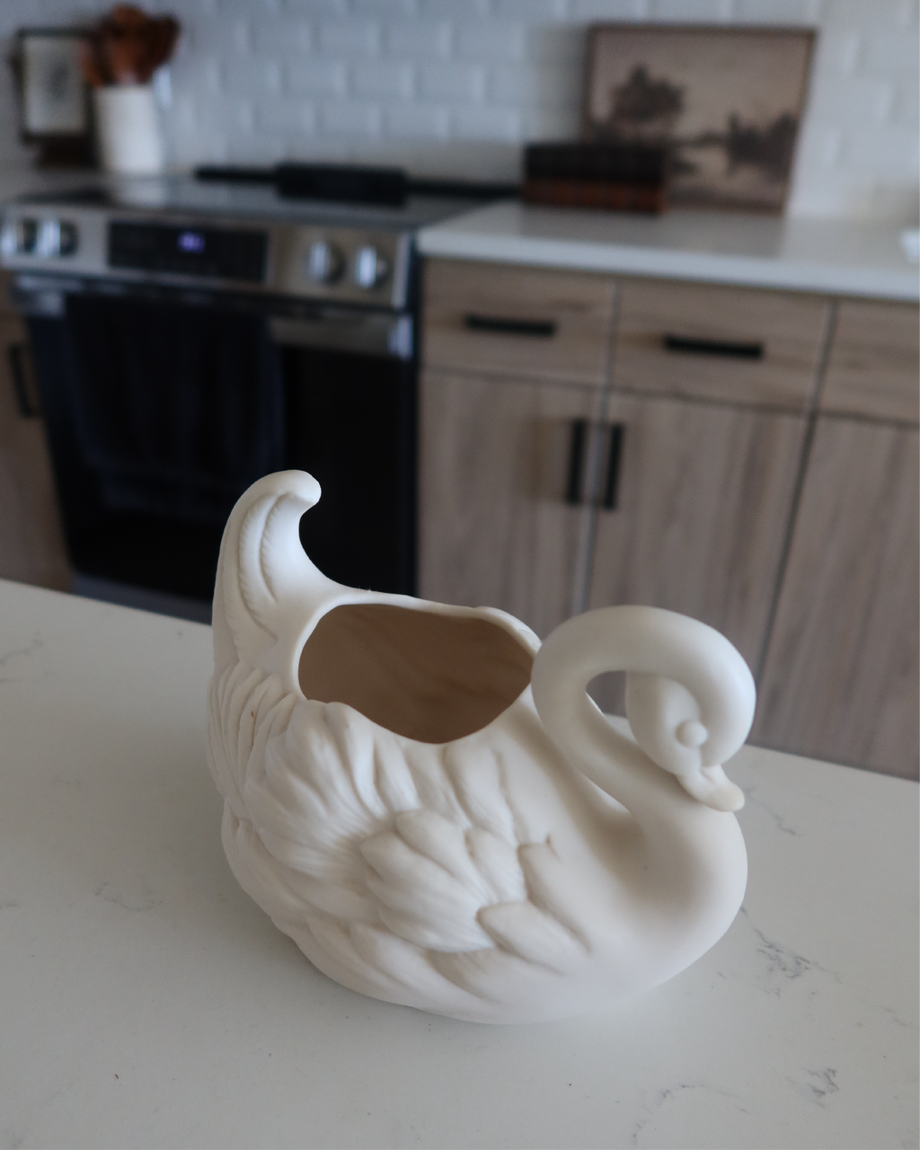 Sabina Porcelain Swan Planter