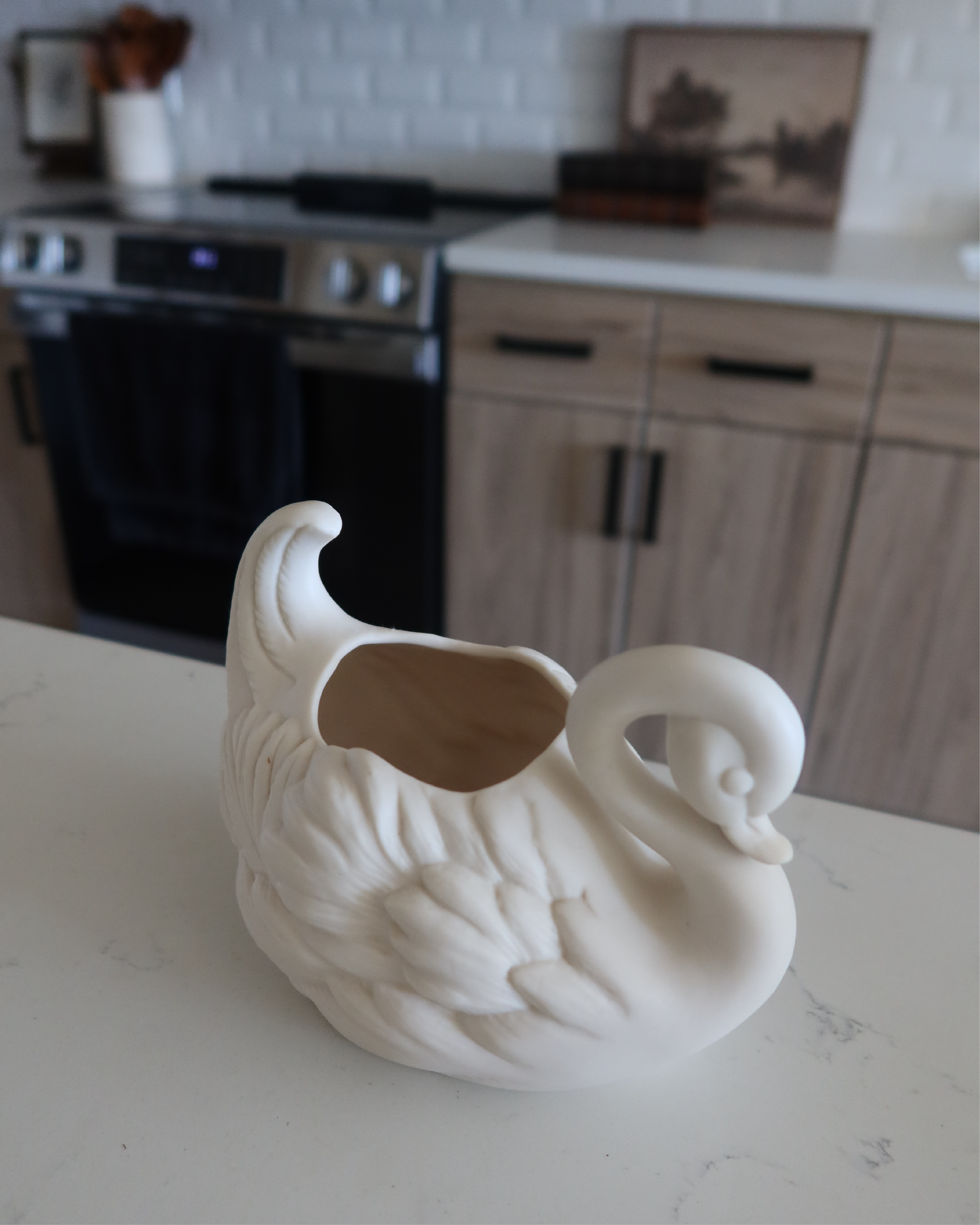Sabina Porcelain Swan Planter