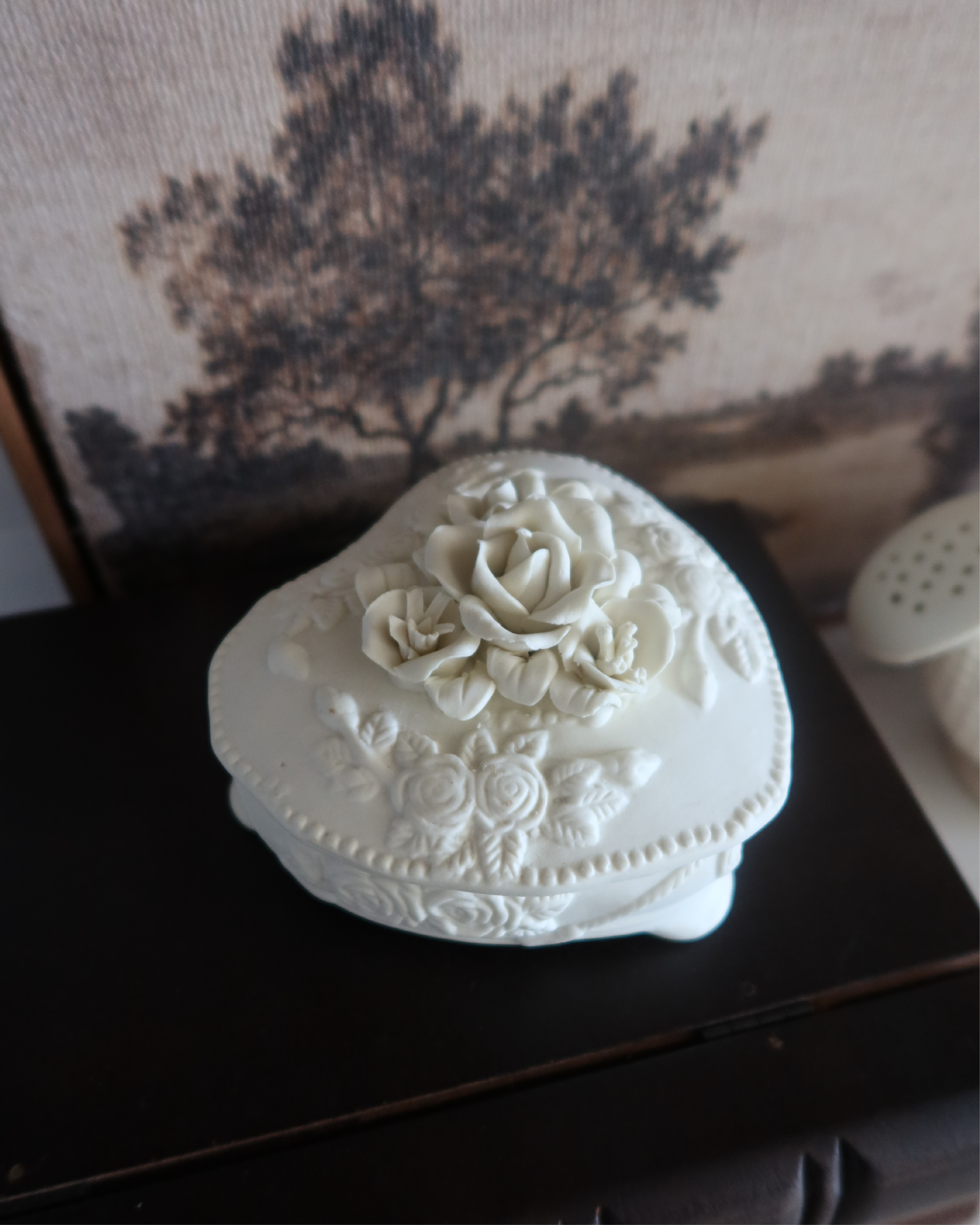 Beatrice Porcelain Trinket Box